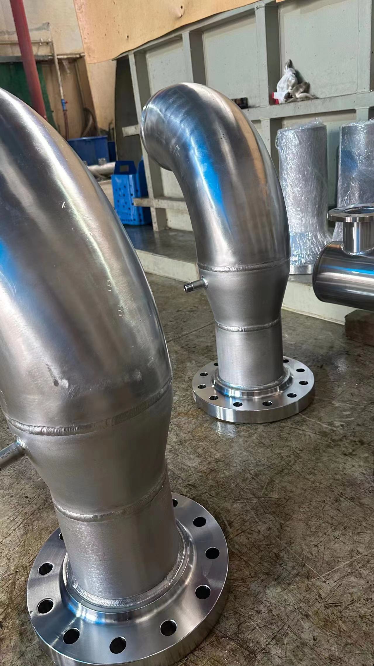 Pickled and passivated stainless-steel elbow and flange